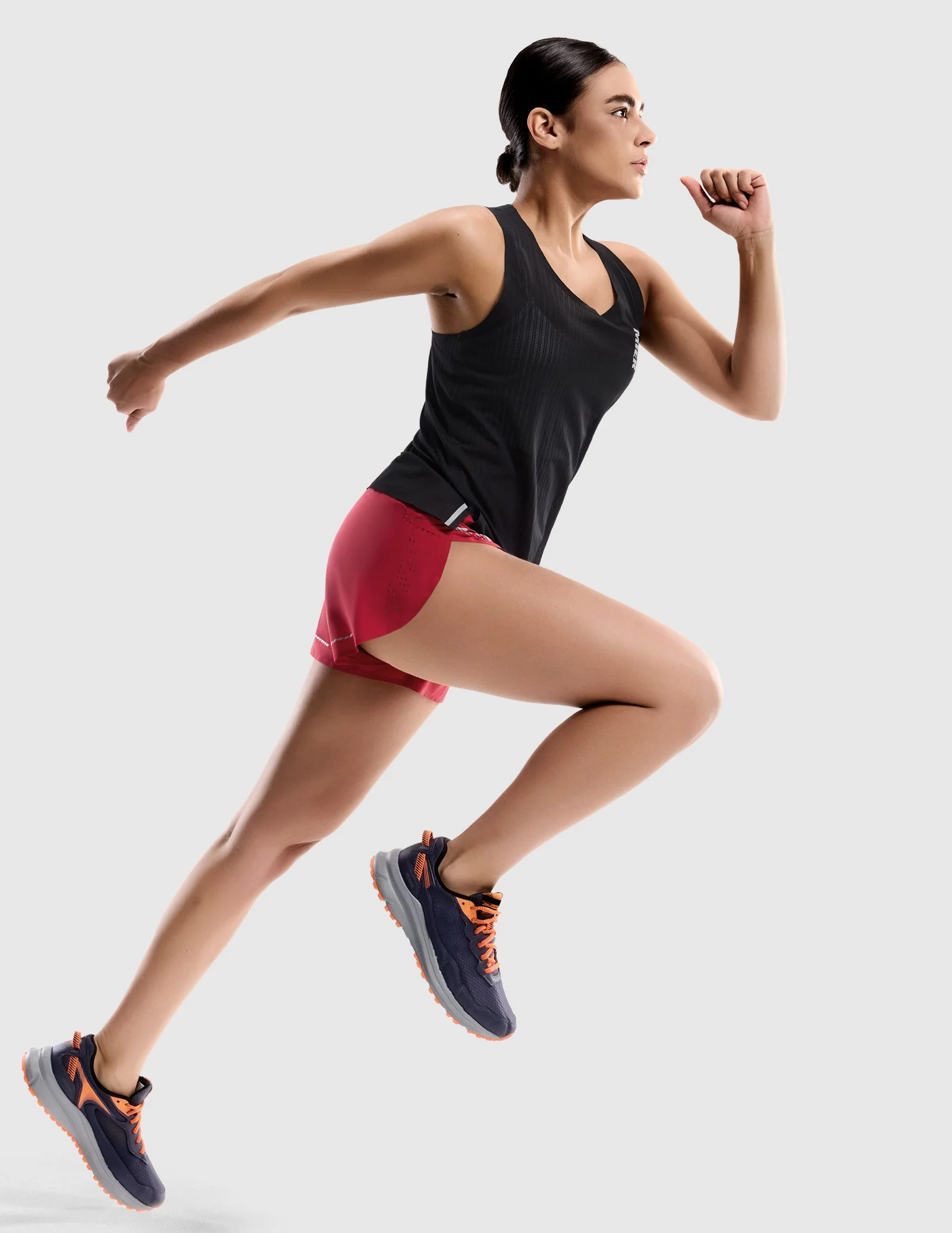 Limitless Women's 2.5" Marathon Running Shorts - Image 14