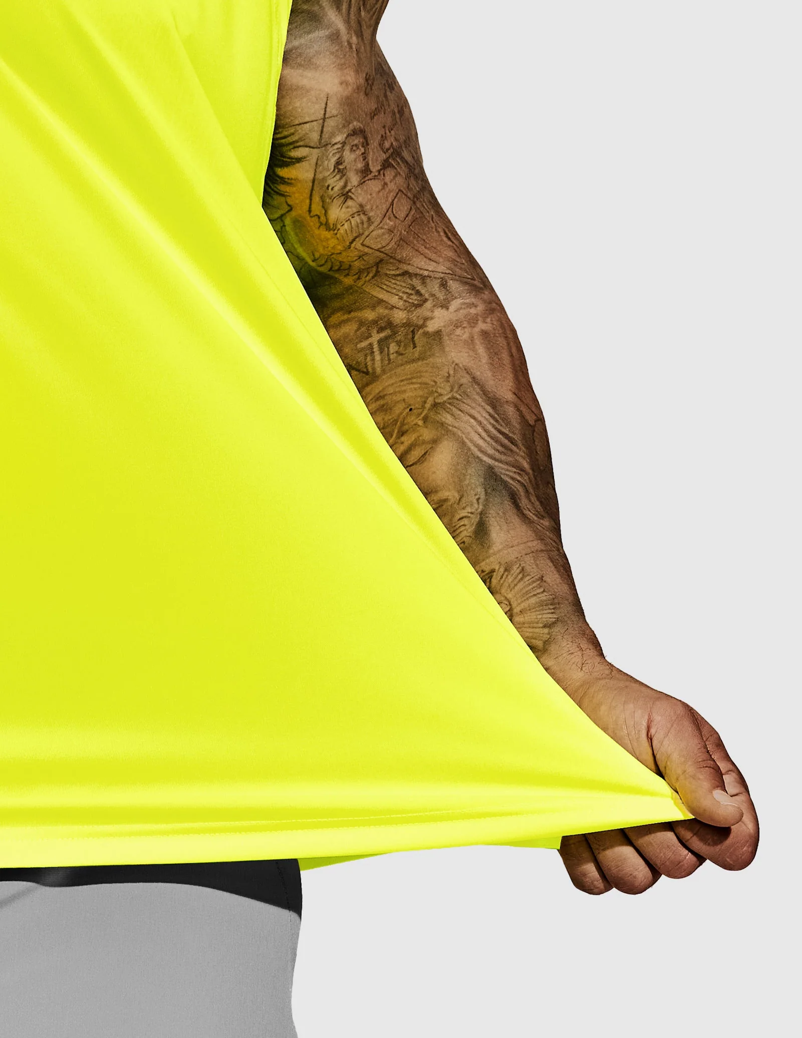 Men's BreezeRun Sleeveless Shirt - Image 38