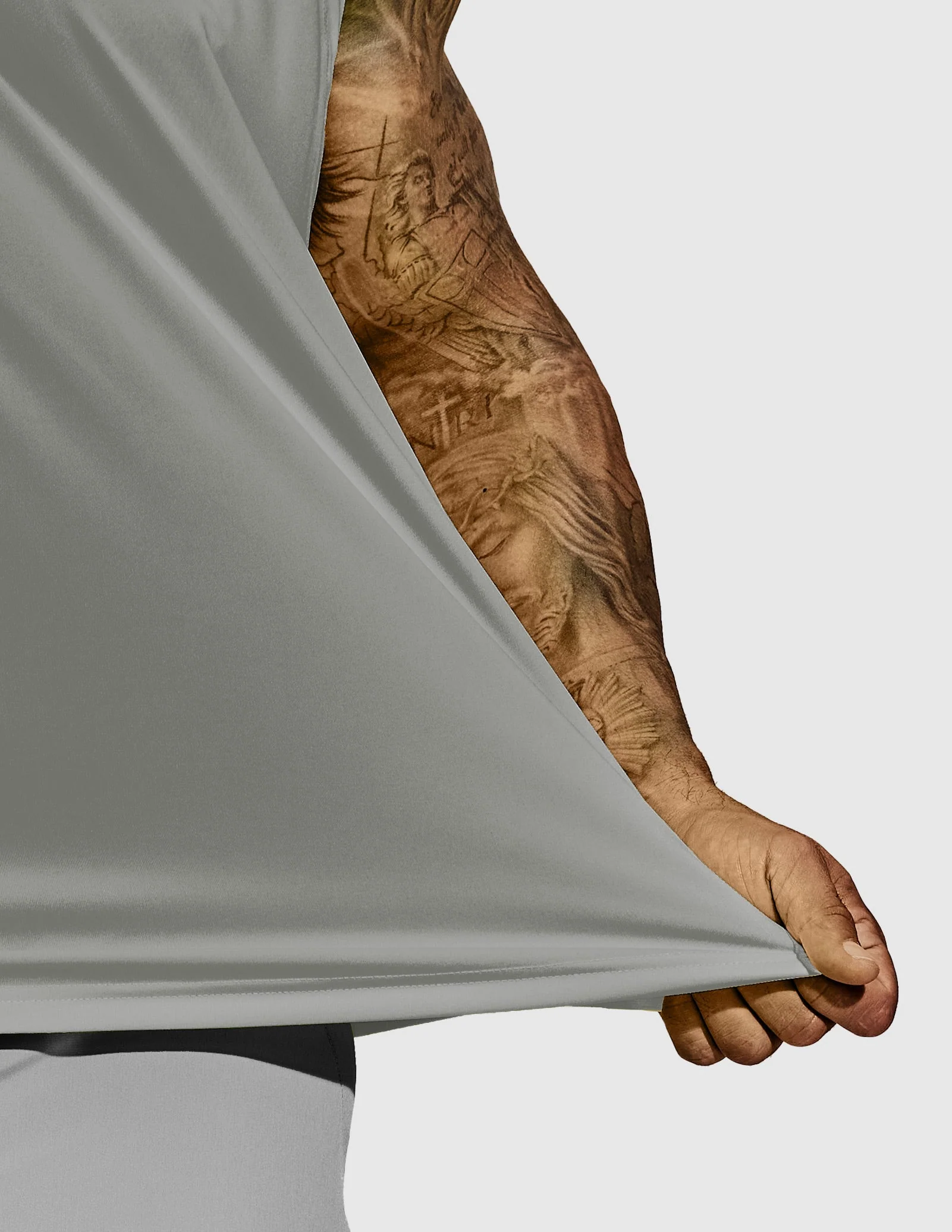 Men's BreezeRun Sleeveless Shirt - Image 45