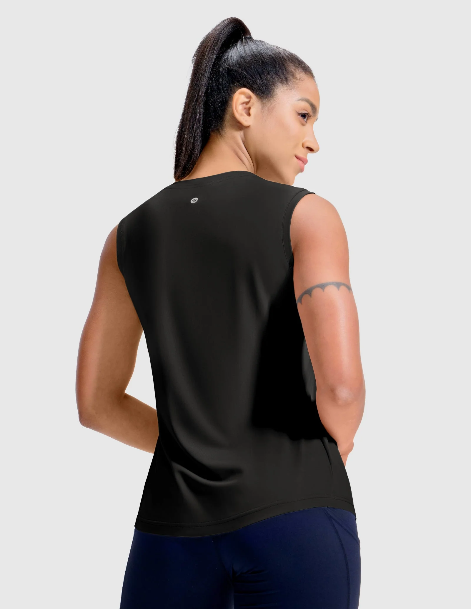 Women's BreezeRun Sleeveless Tee Shirt - Image 20