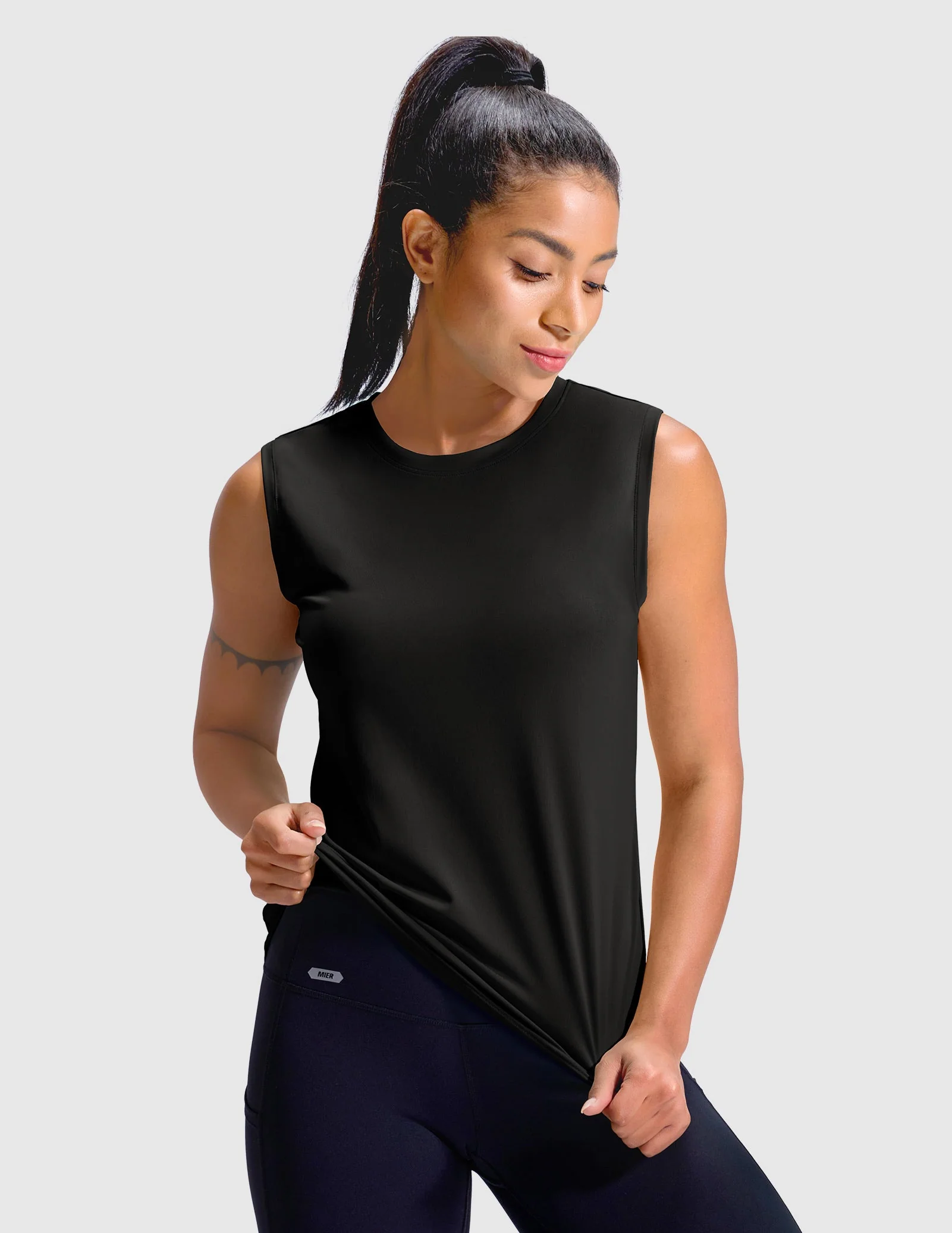 Women's BreezeRun Sleeveless Tee Shirt - Image 25