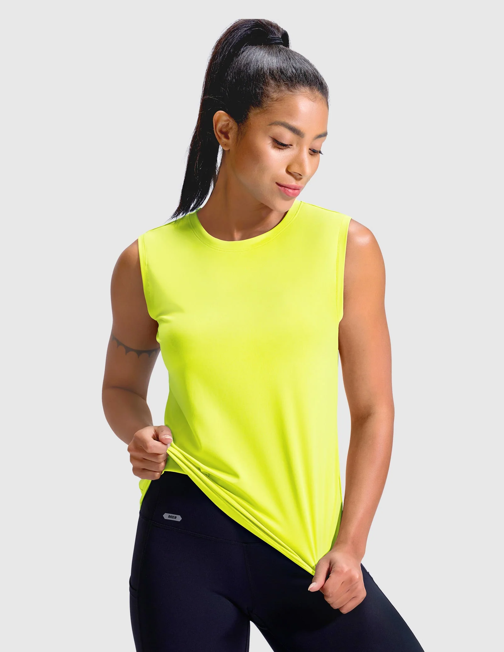 Women's BreezeRun Sleeveless Tee Shirt - Image 43