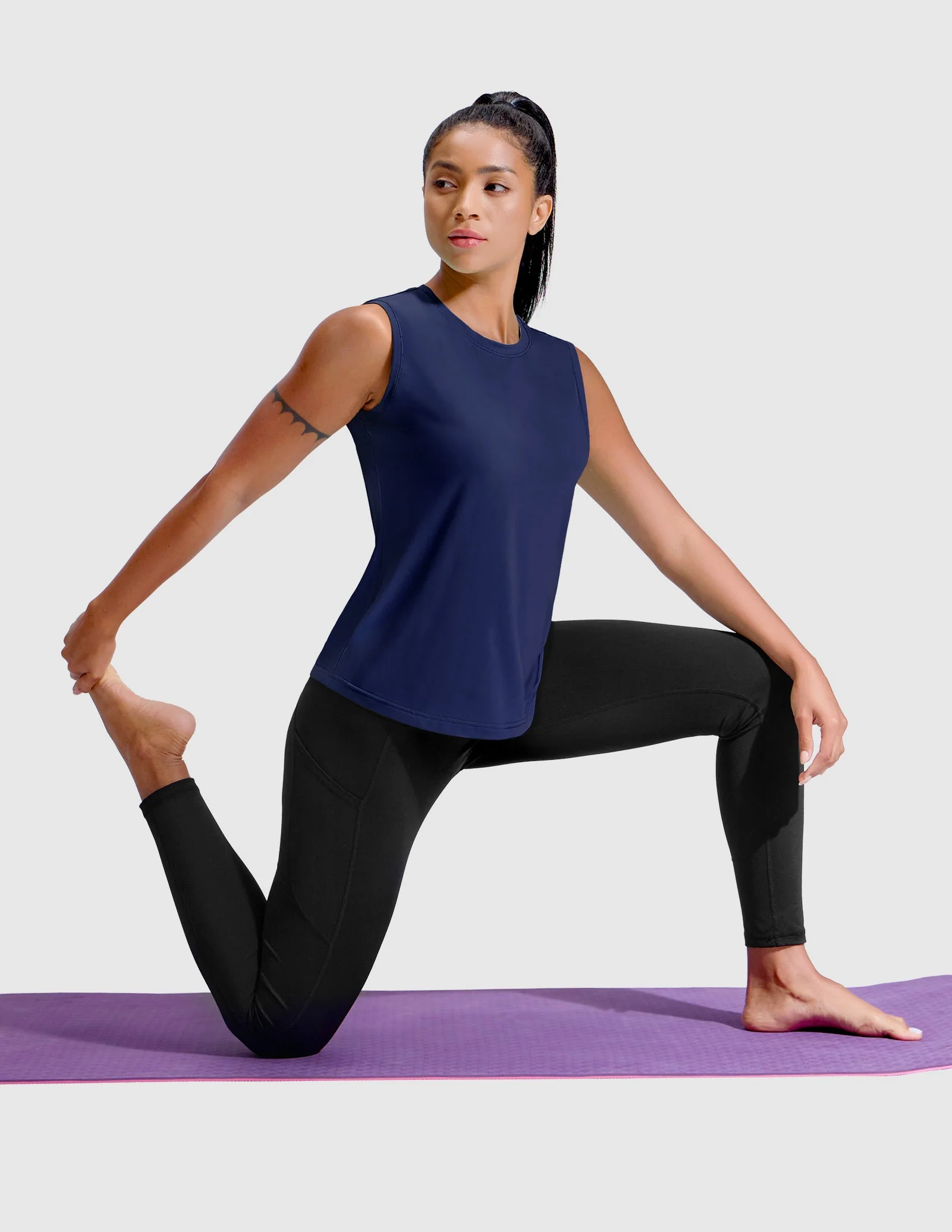 Women's BreezeRun Sleeveless Tee Shirt - Image 8
