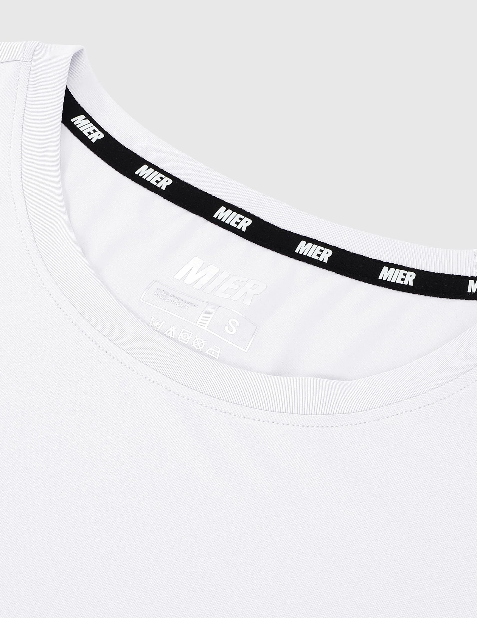 Women's BreezeRun T-Shirt - Image 18